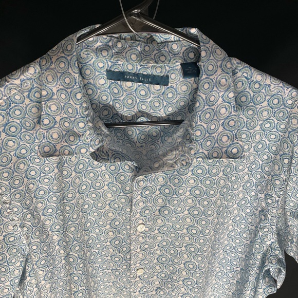 Perry Ellis Patterned Short Sleeve Button Size XL - Picture 4 of 5